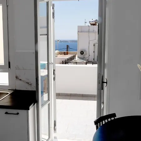 Inej Maisonette *