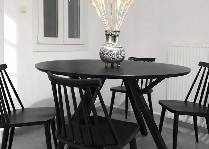 Inej Maisonette * Эрмуполис